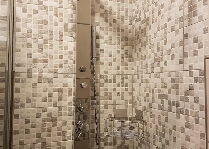 Luxury - Citta Studi